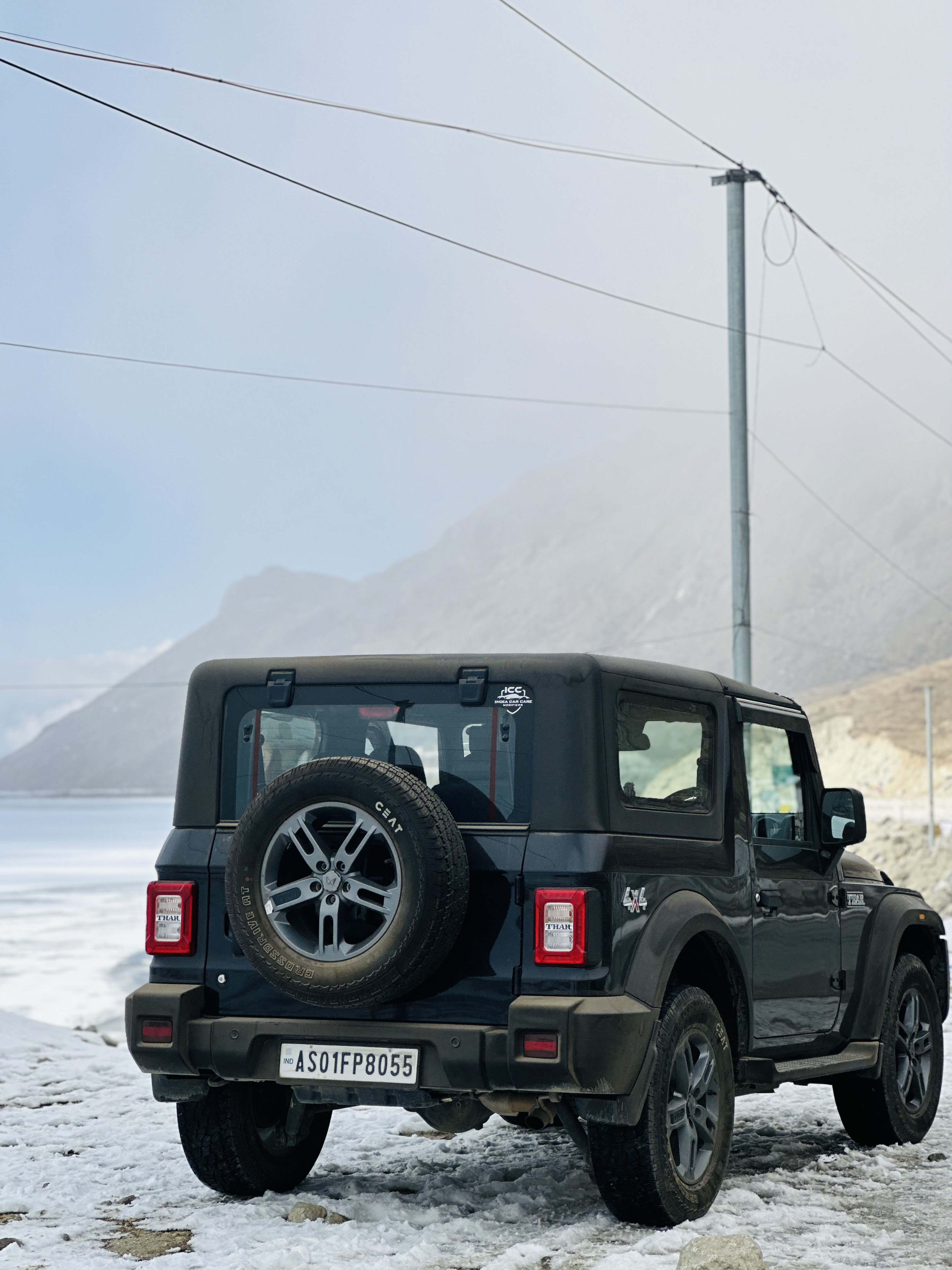 Thar 4x4 Hard Top Image 4